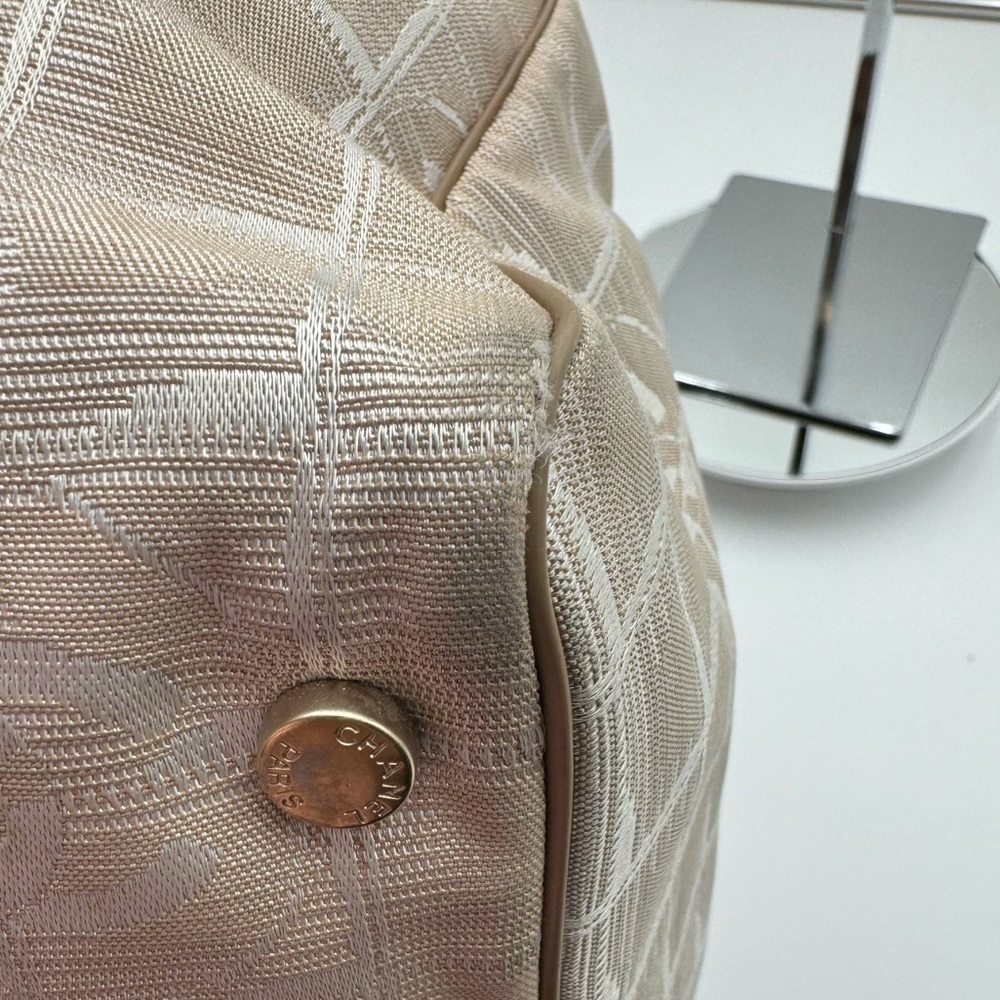 Chanel-Authentic- Travel Line Tote Bag Pink Blush - Picture 6 of 15